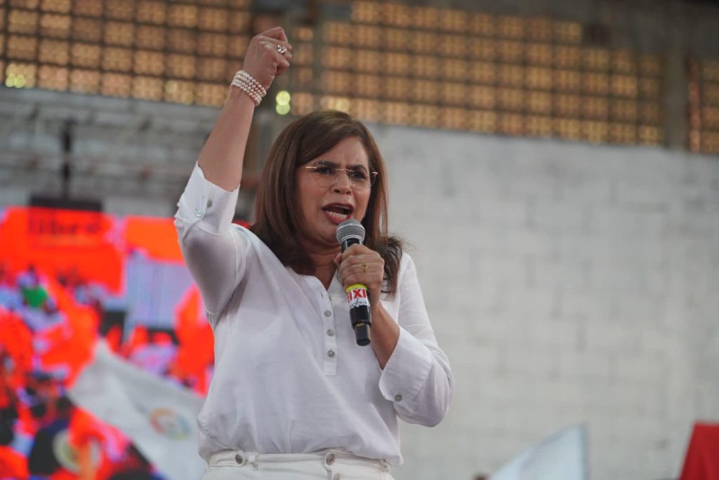 El Plan de Rixi Moncada: Cerrar Central de Riesgos por Votos El Plan de Rixi Moncada: Cerrar Central de Riesgos por Votos