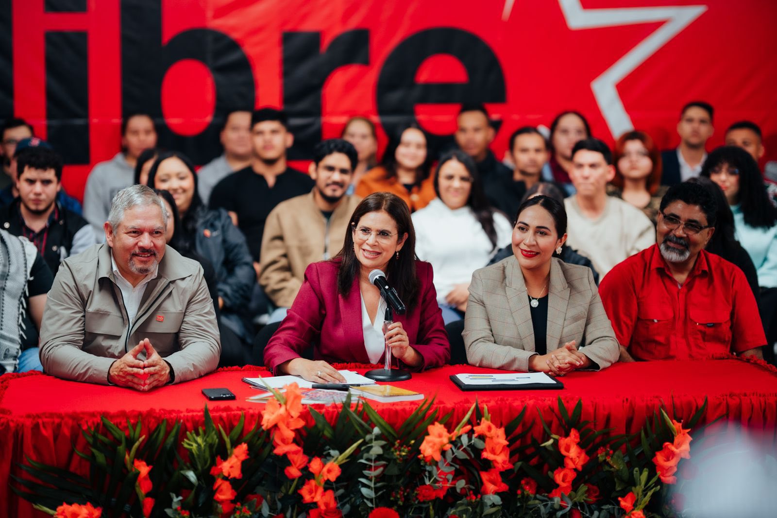 LIBRE en Honduras: ¿Amenaza Económica para Empresarios?