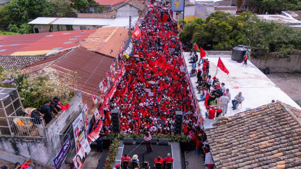 Elecciones en Honduras: Las movilizaciones «sin retorno» de LIBRE marcan la pauta