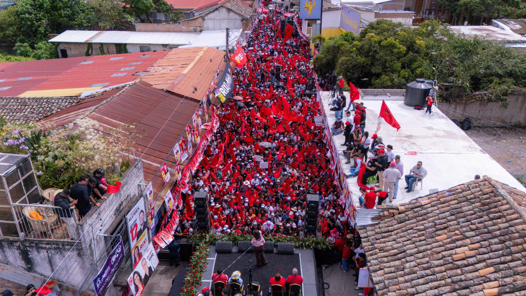 Elecciones en Honduras: Las movilizaciones «sin retorno» de LIBRE marcan la pauta Elecciones en Honduras: Las movilizaciones «sin retorno» de LIBRE marcan la pauta